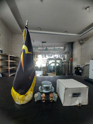 قطع کن باطری عایق دار کوماتسو و دوسان 30000-08088
